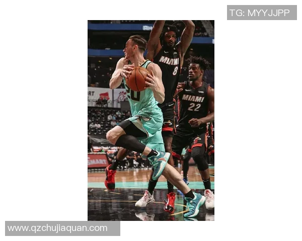 李宁品牌再度发力签约篮球明星助力中国篮球崛起与发展